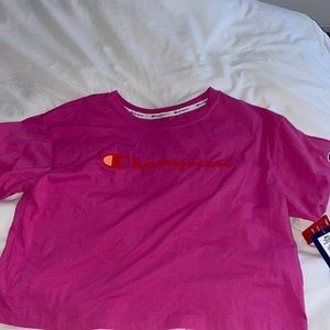 Cropped Champion shirt